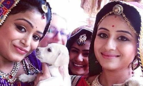 JODHA AKBAR ANTV : Jodha dan Ruqaiya Saat Break Shooting Ngapain?