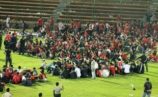 FOTO PSGC VS PERSIS : Ditahan di Stadion Galuh, Pasoepati Foto-Fotoan