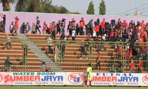 PERSIS SOLO VS PSGC CIAMIS : Ditahan di Stadion Galuh, Pasoepati Rusak Infrastruktur Lapangan