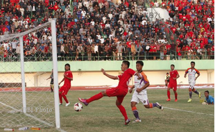 BABAK 16 BESAR DIVISI UTAMA 2014 :  JELANG PSGC VS PERSIS : Wiwid Emoh Main Bertahan