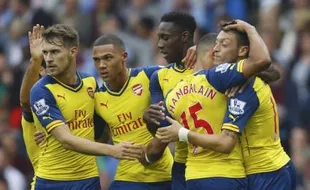 ASTON VILLA 0-3 ARSENAL : Ini Gol Pertama dari Welbeck untuk Arsenal