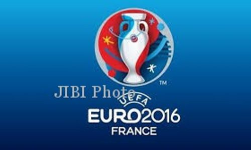 EURO 2016 : Irlandia Oke Saja, Wales Pilih Normal