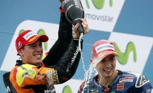 MOTOGP ARAGON 2014 : Marquez-Pedrosa Jatuh, Lorenzo Juarai GP Aragon