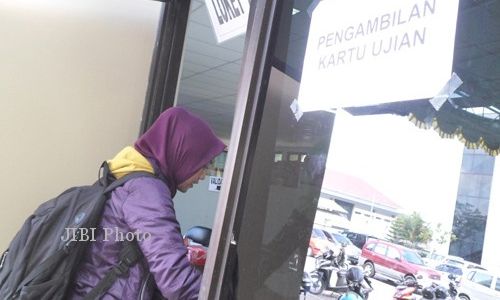 LOWONGAN CPNS 2014 : Pengambilan Kartu Ujian Seleksi CPNS Tidak Bisa Diwakilkan