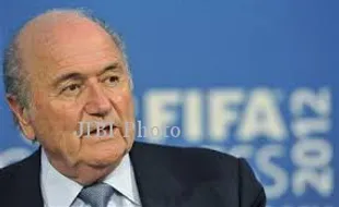 PIALA DUNIA 2018 : Sepp Blatter Enggan Komentar Soal Rusia Jadi Penyelenggara Piala Dunia 2018 