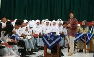 Literasi Keuangan Kurang, OJK 'Didik' Siswa Jogja