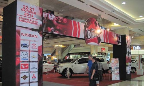 Mau Beli Mobil? Coba Tengok Jogja Otoshow 