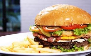 RESEP MASAKAN : Ini Rahasia yang Bikin Patty Burger Lezat!