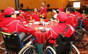 FOTO ASIAN PARA GAMES 2014 : 75 Paralympian Dengarkan Menpora di Solo