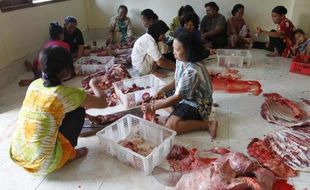 TIPS KULINER : Begini Agar Daging Kambing Tak Bau Prengus