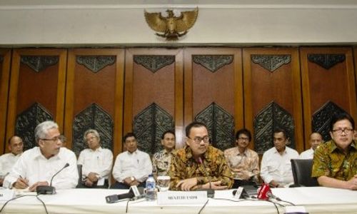 KABINET JOKOWI-JK : Chairul Tanjung Puji Menteri ESDM yang Baru