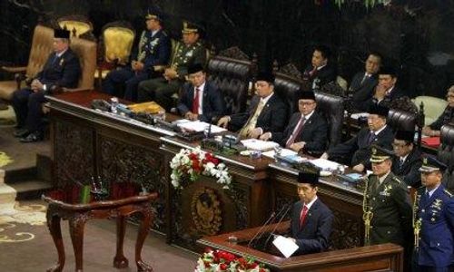 FOTO PELANTIKAN JOKOWI-JK : Pidato Perdana Jokowi sebagai Presiden