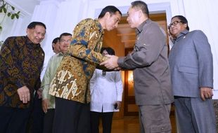 FOTO PELANTIKAN JOKOWI-JK : Pimpinan MPR Undang Jokowi-JK untuk Dilantik