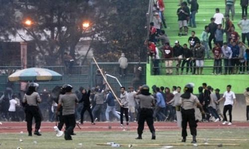 RUSUH SUPORTER : "Kerusakan di Stadion Manahan Tanggung Jawab Panpel" 