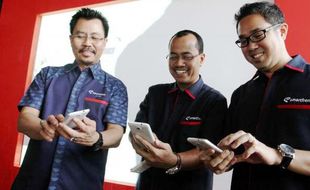 FOTO SMARTPHONE TERBARU : Smartfren Jual Andromax G2 Limited Edition