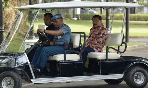 KABINET JOKOWI-JK : Jokowi Betah Ngantor di Istana Merdeka, Tamu-Tamu Bergantian Tandang