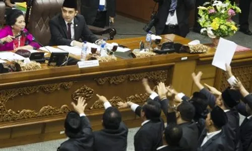 PEMILIHAN PIMPINAN DPR : Walk Out Koalisi PDIP Tak Pengaruhi Keabsahan Putusan Sidang