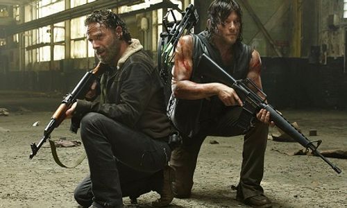 FILM BARU : The Walking Dead Season 5 Pecahkan Rekor di 3 Benua