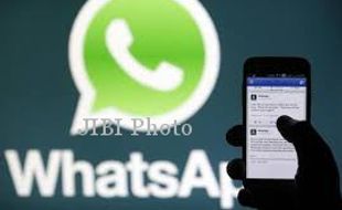 FITUR WHATSAPP : Fitur Read di WhatsApp Lebih Canggih daripada BBM