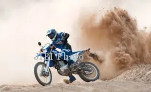 MOTOR BARU YAMAHA : Februari 2015, MT-09 dan WR250R Sambangi Diler Yamaha