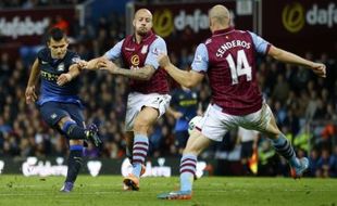 ASTON VILLA VS MANCHESTER CITY : The Citizen Bungkam Villa 2-0