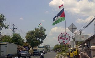 Bendera Palestina Berkibar di Jalan Wonosari, Ada Apa?