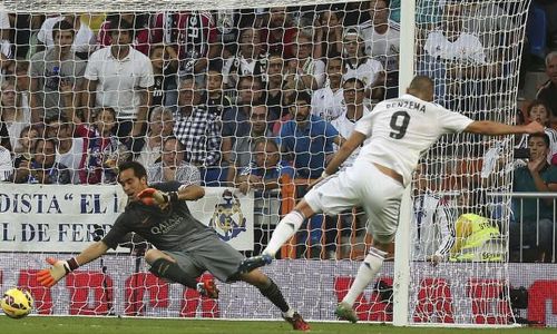 REAL MADRID 3-1 BARCELONA : Gawang Claudio Bravo Akhirnya Jebol di Laga El Clasico