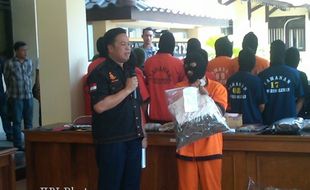 Seorang Pedagang di Jalan Malioboro Bawa 1,1 Kilogram Ganja