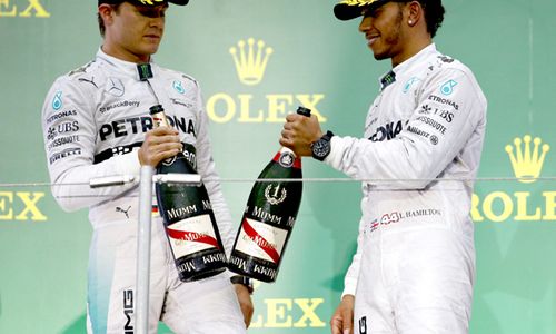 GP-FORMULA ONE JEPANG 2014 : Hamilton Akhirnya Menangi Balapan Basah di Suzuka