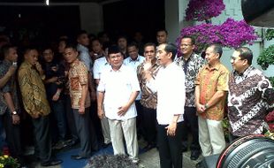 KMP VS KIH : Prabowo Tuding Pimpinan DPR Tandingan Hambat Pemerintahan Jokowi-JK