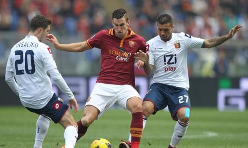 KARIER PEMAIN & TRANSFER : Roma Tegaskan Strootman Tak Dijual