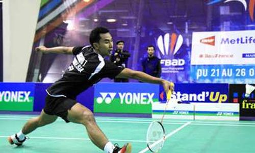 FRANCE OPEN SUPER SERIES 2014 : Tommy Lolos ke Babak Dua Seusai Taklukkan Chong Wei Feng