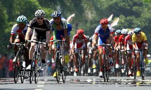 TOUR DE IJEN 2014 : Pebalap Luar Negeri Mulai Jajal Rute Pemanasan