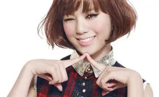 K-POP : Lizzy Beberkan Keromantisan Sang Mantan Pacar