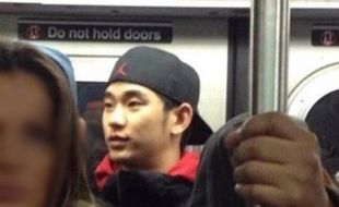 K-POP : Sst ... Kim Soo Hyun Baru Jalan-jalan di New York