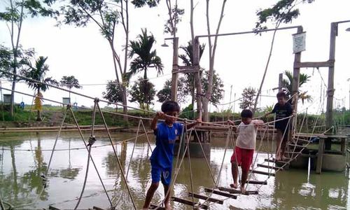 Alam, Nostalgia dan Permainan di Lereng Menoreh