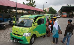 PARKIR DI JOGJA : Ini Cara Siasati Si Thole Sepi Penumpang