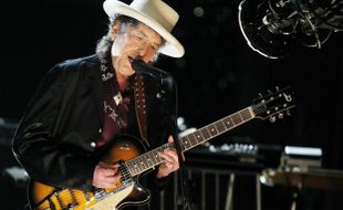 KISAH UNIK : Konser Bob Dylan Cuma Dihadiri 1 Penonton