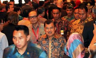 PESAWAT AIRASIA HILANG : Jusuf Kalla: Belum Ada Data Temuan, Pemerintah Upayakan yang Terbaik