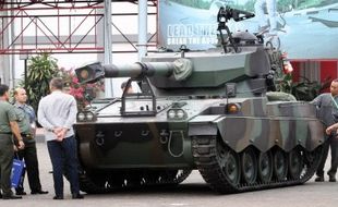 FOTO INDO DEFENCE EXPO 2014 : Begini Gagahnya Tank Bikinan Pindad