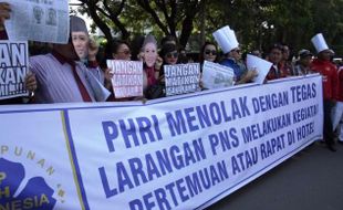 LARANGAN RAPAT DI HOTEL : Agenda Rapat PNS di Hotel Mulai Lenyap