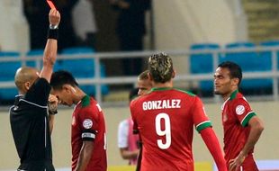 FOTO PIALA AFF 2014 : FILIPINA VS INDONESIA : Ini Kartu Merah untuk Timnas Indonesia