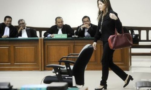 SUAP SKK MIGAS : Hanya Dituntut 4,5 Tahun Penjara, Artha Meris Sebut Terlalu Berat