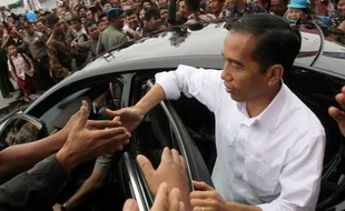 GUNUNG SINABUNG MELETUS : Jokowi ke Sinabung Lagi dengan E-Blusukan