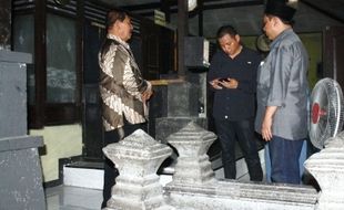 RITUAL GUNUNG KEMUKUS : Legislator Desak Prostitusi di Kemukus Diberangus