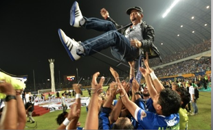  PERSIB JUARA ISL 2014 : Setelah Jadi Juara ISL, Maung Bandung Bidik Piala AFC