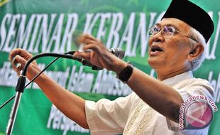 KONFERENSI BESAR NU 2014 : Gus Mus Minta Jokowi-JK Beri Contoh Kesederhanaan