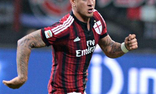 KARIER PEMAIN : Phillips Mexes Ingin Bertahan di Milan