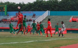 FINAL PIALA SURATIN 2014 : Kalah 1-3, Persis Jr. Gagal Juara