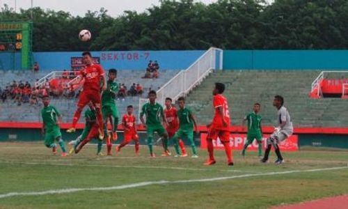 FINAL PIALA SURATIN 2014 : Kalah 1-3, Persis Jr. Gagal Juara